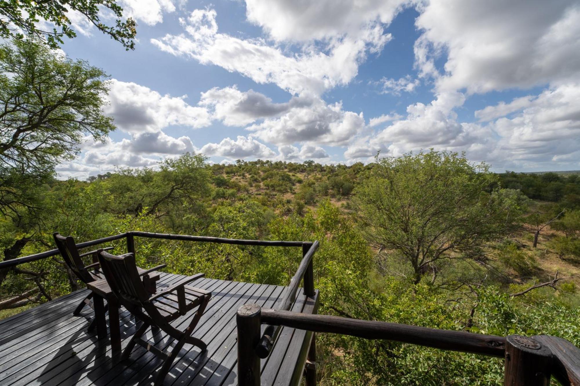 Parsons Hilltop Safari Camp Balule Game Reserve Eksteriør billede